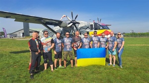 Троє парашутистів Харківського аероклубу стали рекордсменами Європи з парашутного спорту