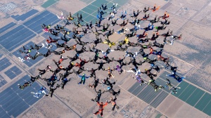 Харківські парашутисти взяли участь у встановленні світового рекорду в Америці